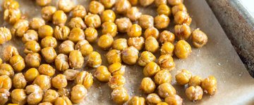 3-Ingredient Roasted Chickpeas