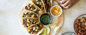 Spicy Vegan Jackfruit Taco