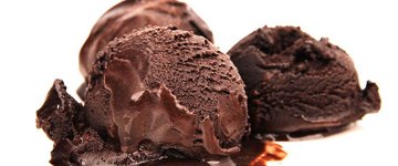 3-Ingredient Dark Chocolate Ice Cream