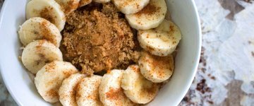 Warm Peanut Butter Banana Oatmeal