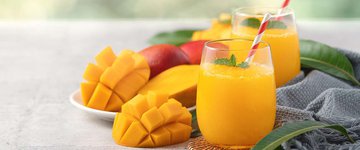 Turmeric Mango Smoothie