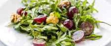 Low Fodmap Arugula Salad with Grapes