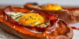 Bacon & Egg Stuffed Sweet Potato