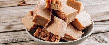 Cinnamon Fudge Chai Protein Bars