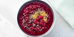 Beet-Ginger Smoothie Bowl