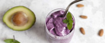 Post-Workout Green Berry Smoothie with Avocado