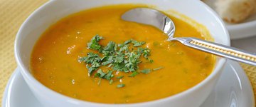 Broccoli and Red Lentil Detox Soup