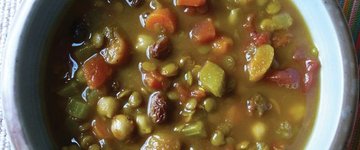 Moroccan Lentil & Chickpea Soup