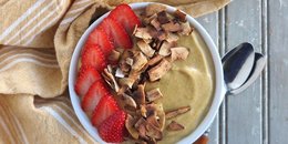 Banana-Pumpkin Breakfast Smoothie Bowl