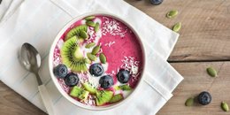 Berry Beet Smoothie Bowl