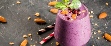 Blueberry Almond Smoothie