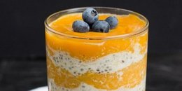 Mango & Overnight Quinoa Flakes Parfait