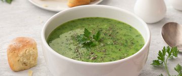 Kale Soup With Roasted Garlic and Smoked Paprika