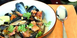 Coconut Thai Mussels