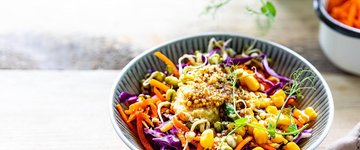 Raw Spicy Zoodle Bowl