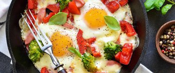 Baked Eggs with Chorizo and Veggies