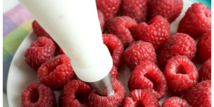 Frozen Yogurt Raspberries