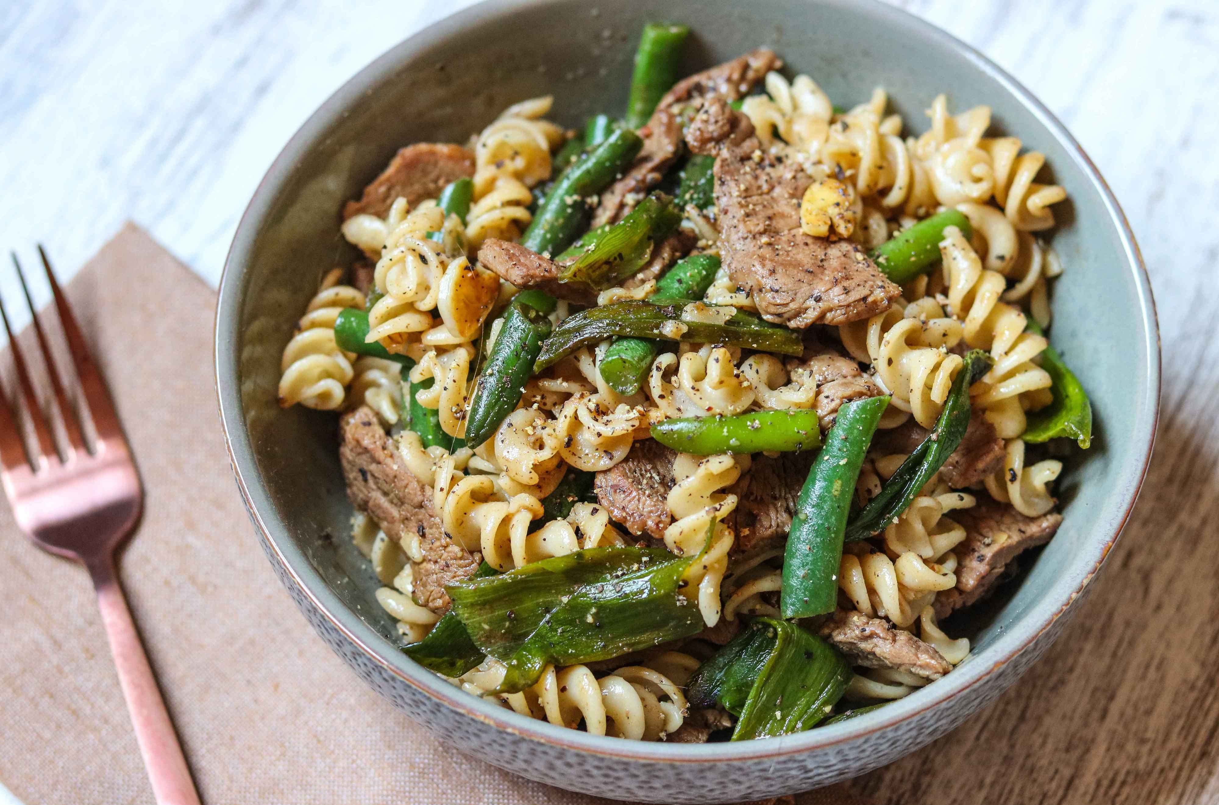 Beef & Green Beans Pasta in Soy Sauce