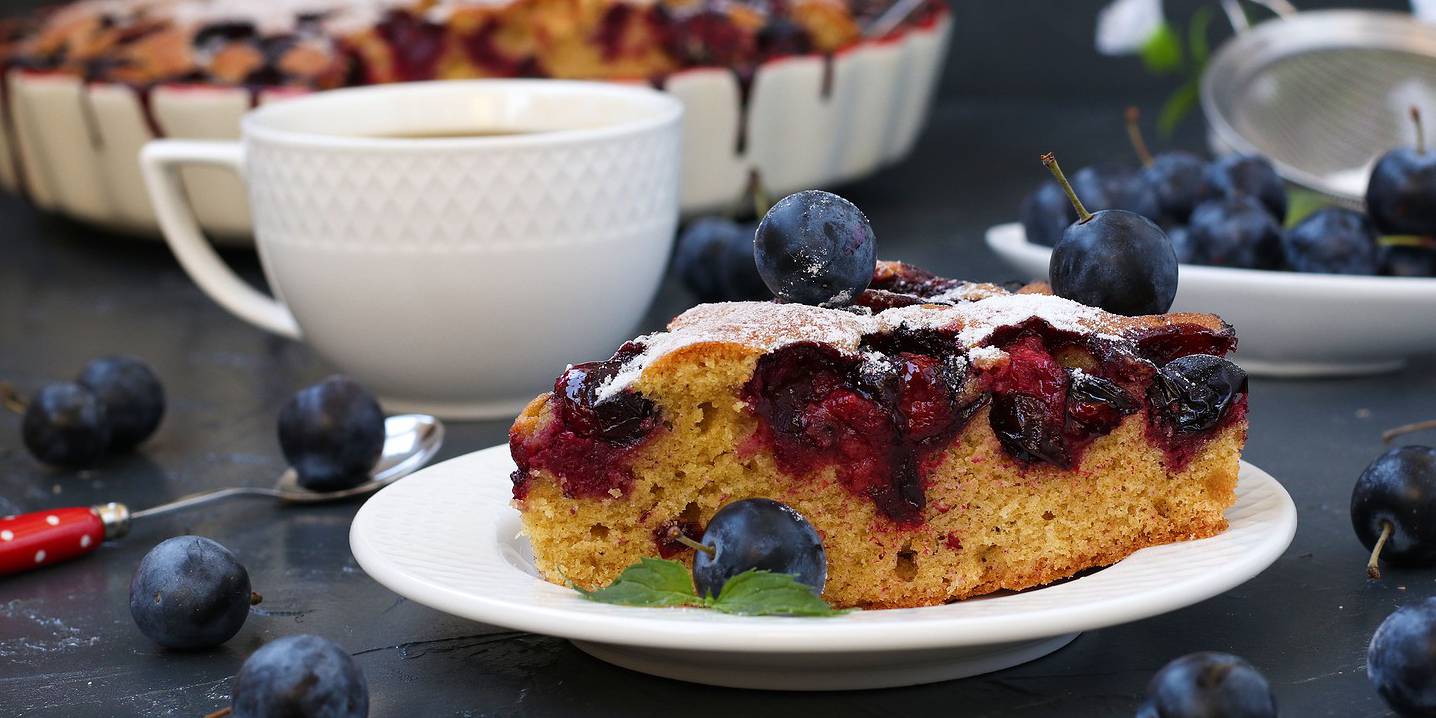 Blueberry Raspberry Coffee Cake