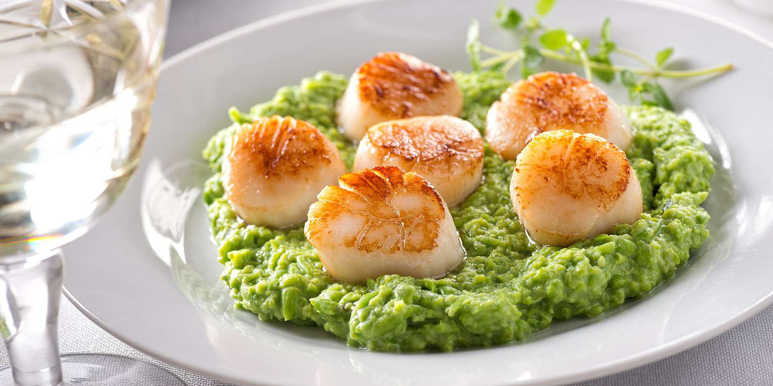 Seared Scallops with Green Peas, Mint and Shallots