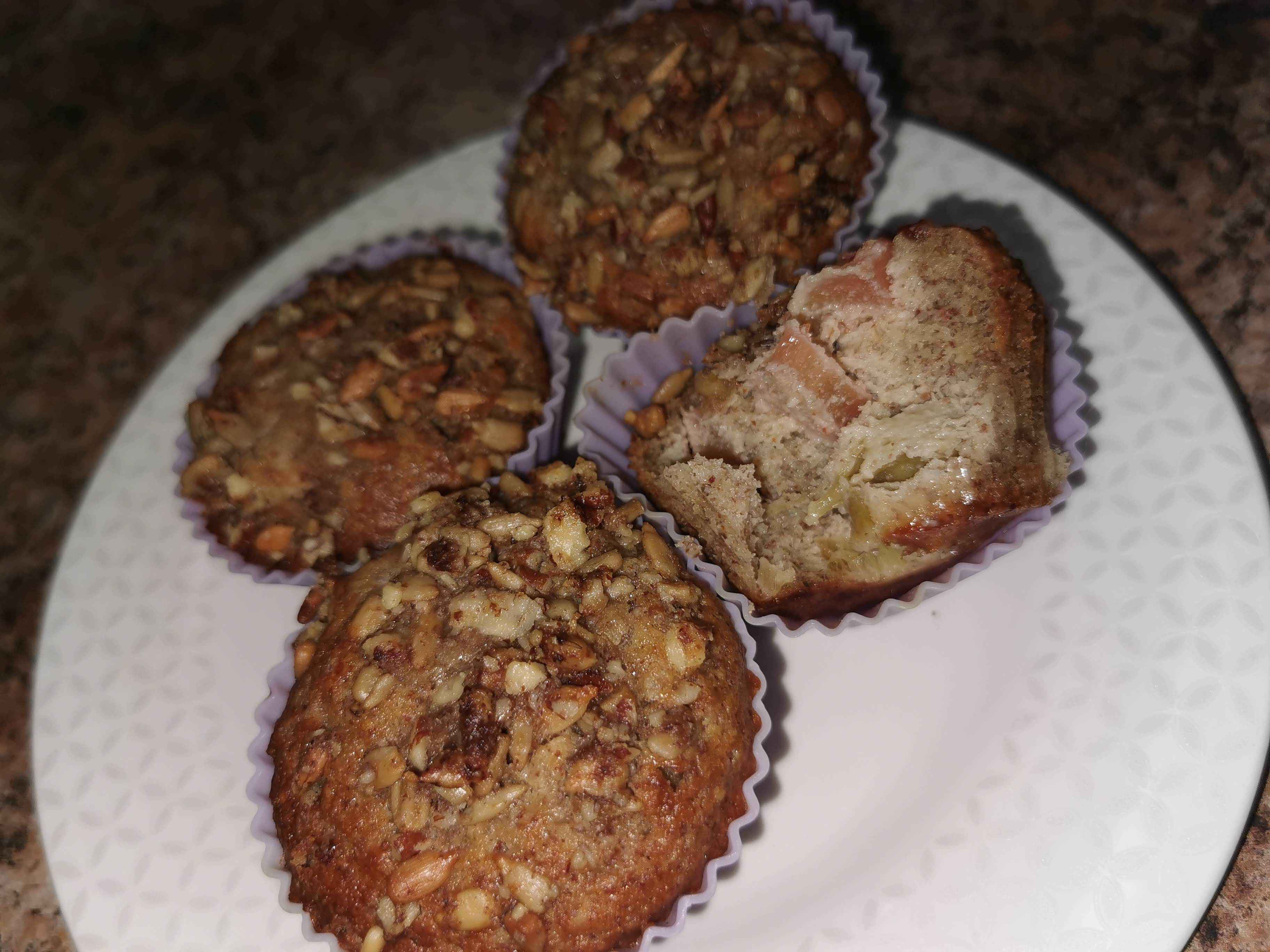 Rhubarb Coffee Cake Muffins