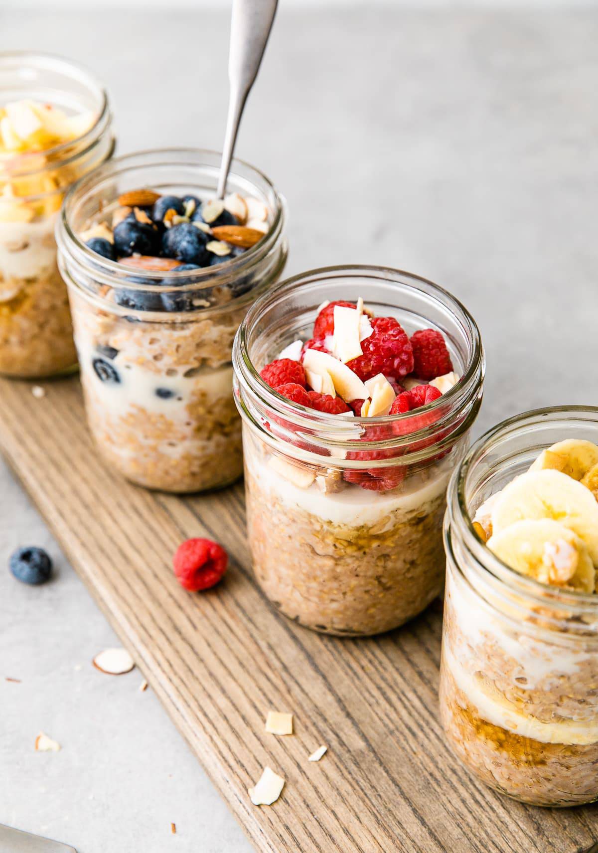 Overnight Steel Cut Oats Breakfast Jars