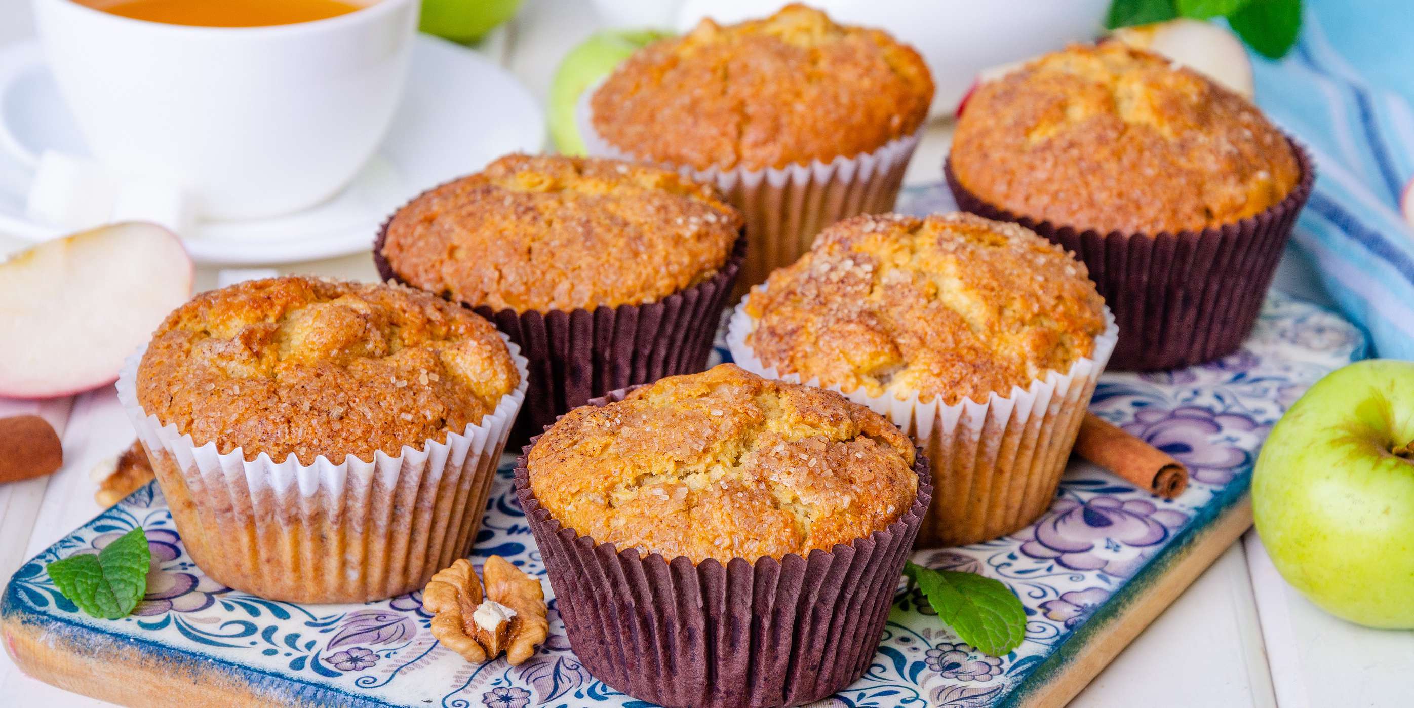 Apple Cinnamon Muffins